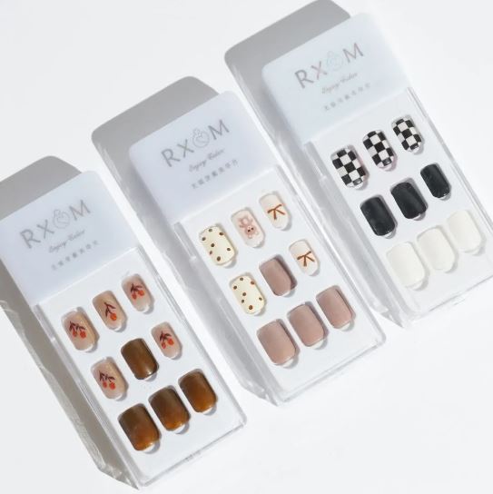 Class Shop New Pack of 9 double color , Artifical & Fancy Nails